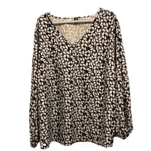 3/$15.  3XL Pull over Blouse